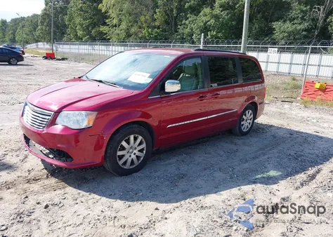 2011 Chrysler Town & Country Touring-L z USA, uszkodzony, nr VIN 2A4RR8DG6BR655933